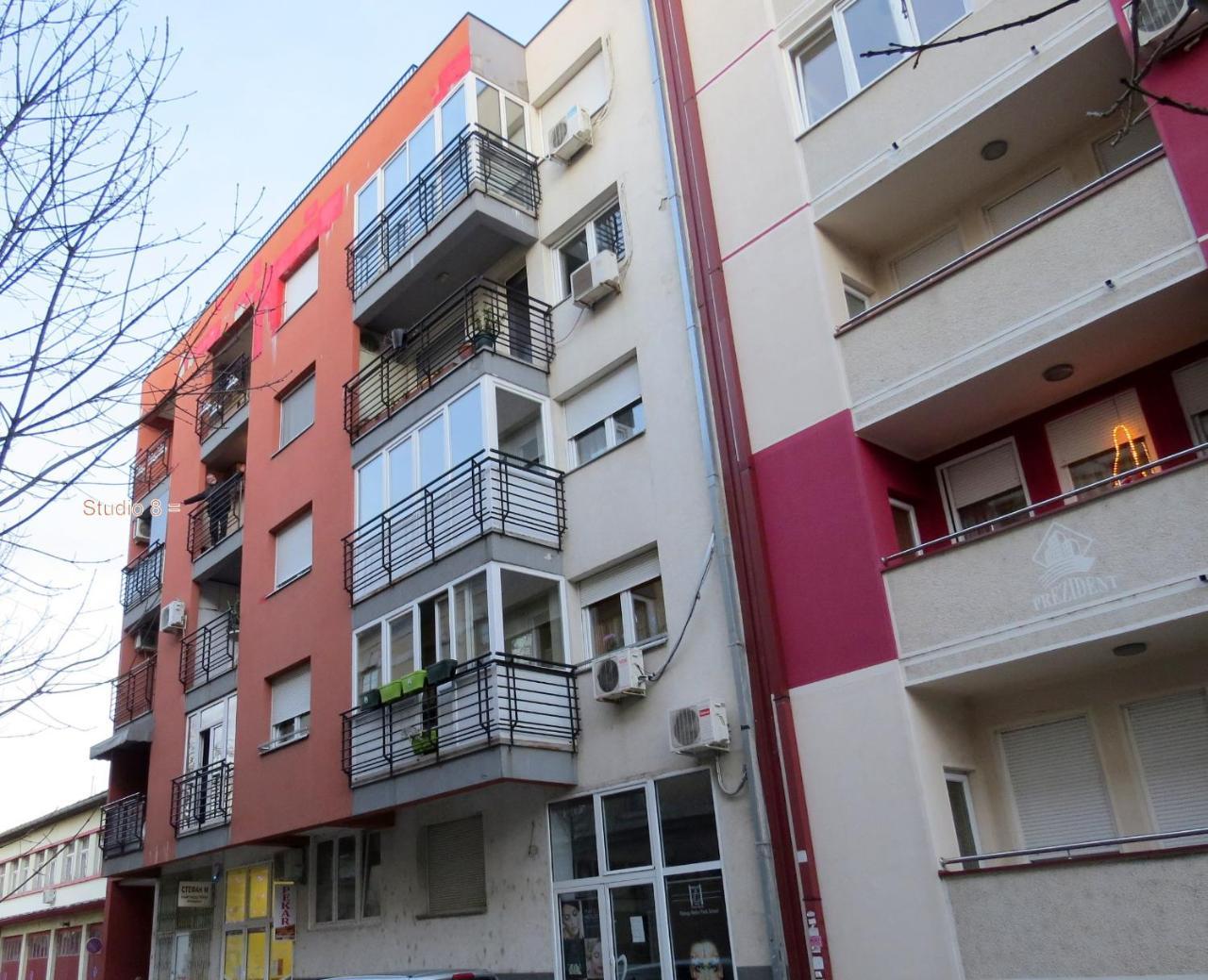 8 Appartamento Novi Sad